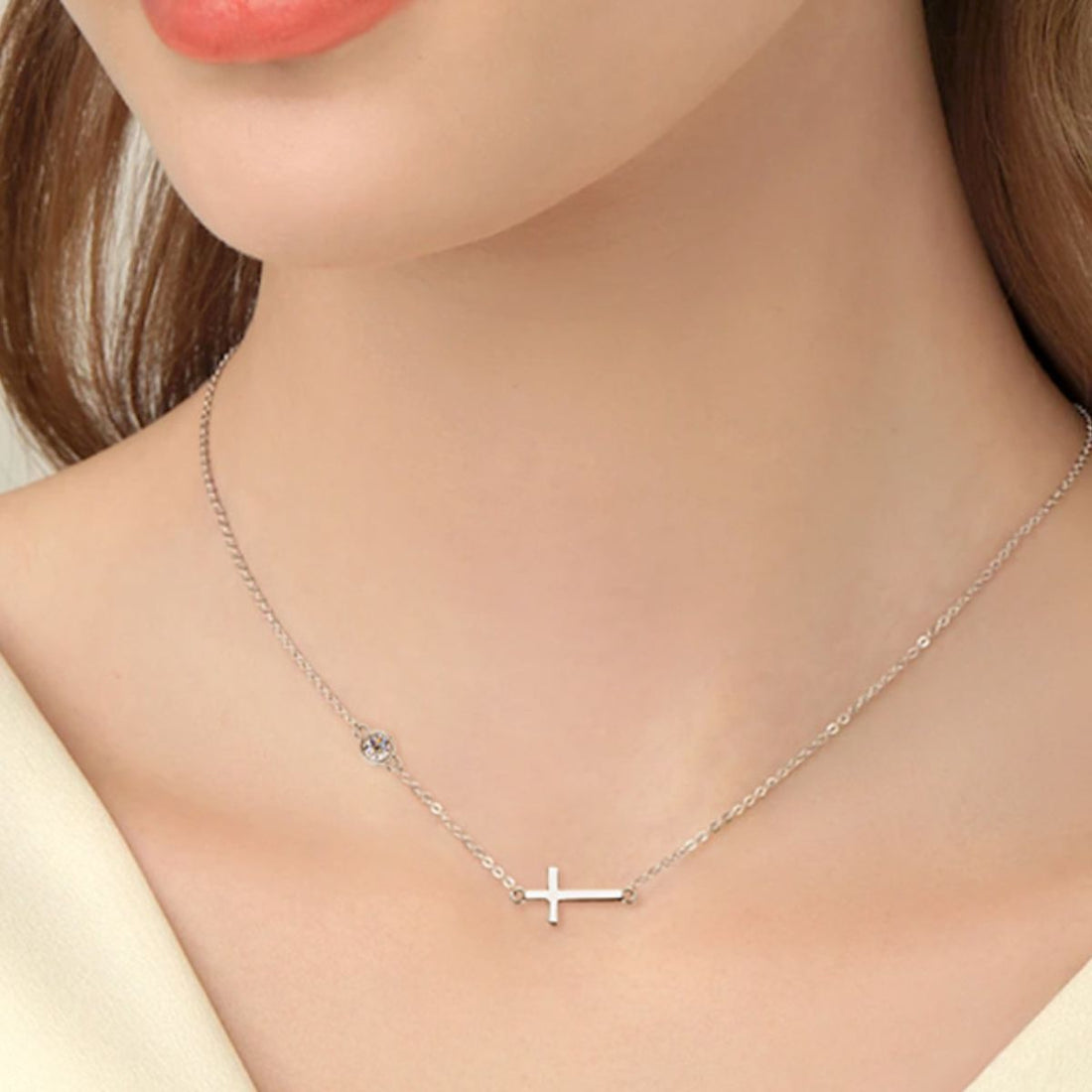 How to Choose the Perfect Necklace for Every Neckline