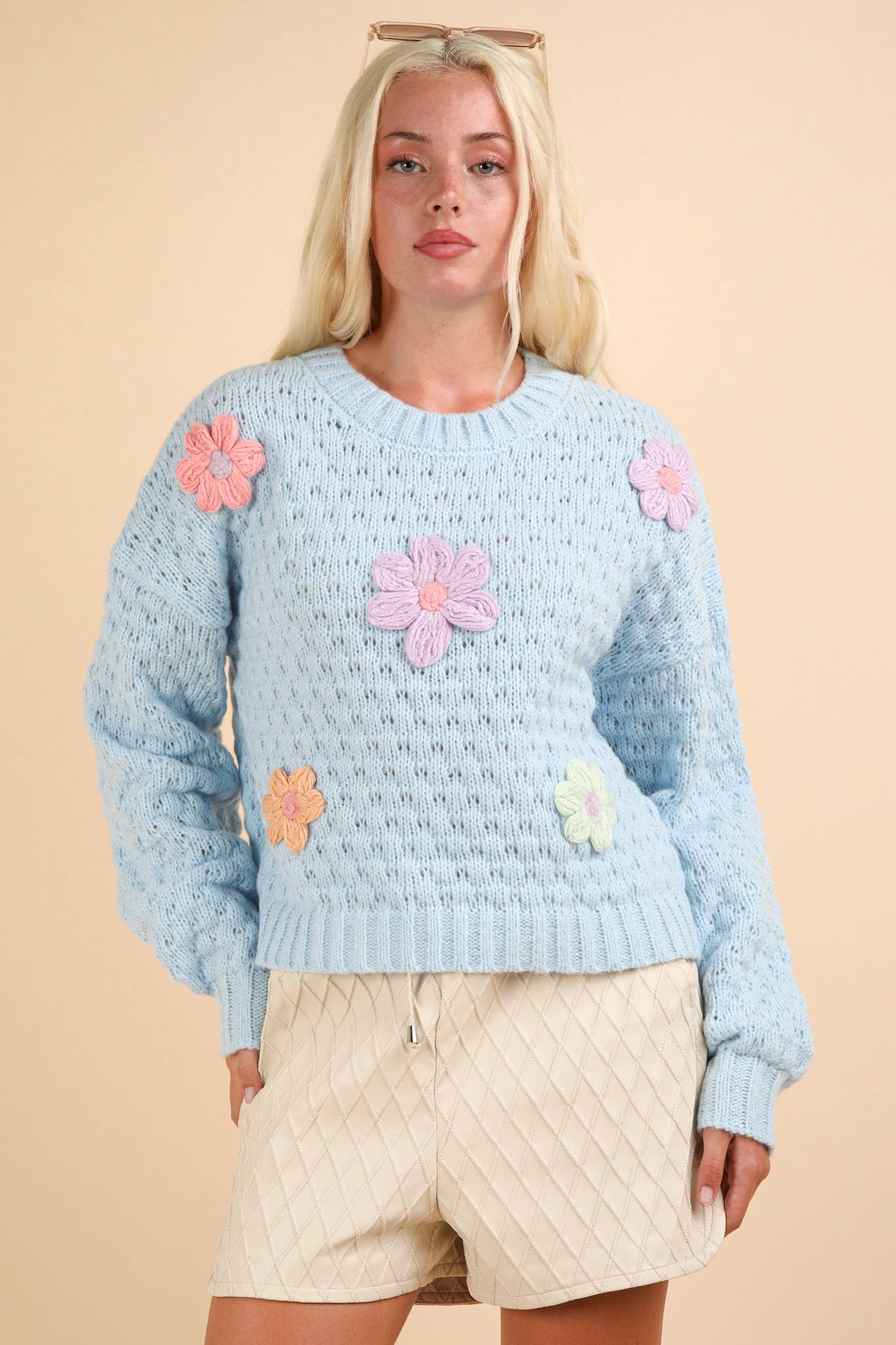 12W3111N-Hand Made Flower Applique Knit Sweater Top