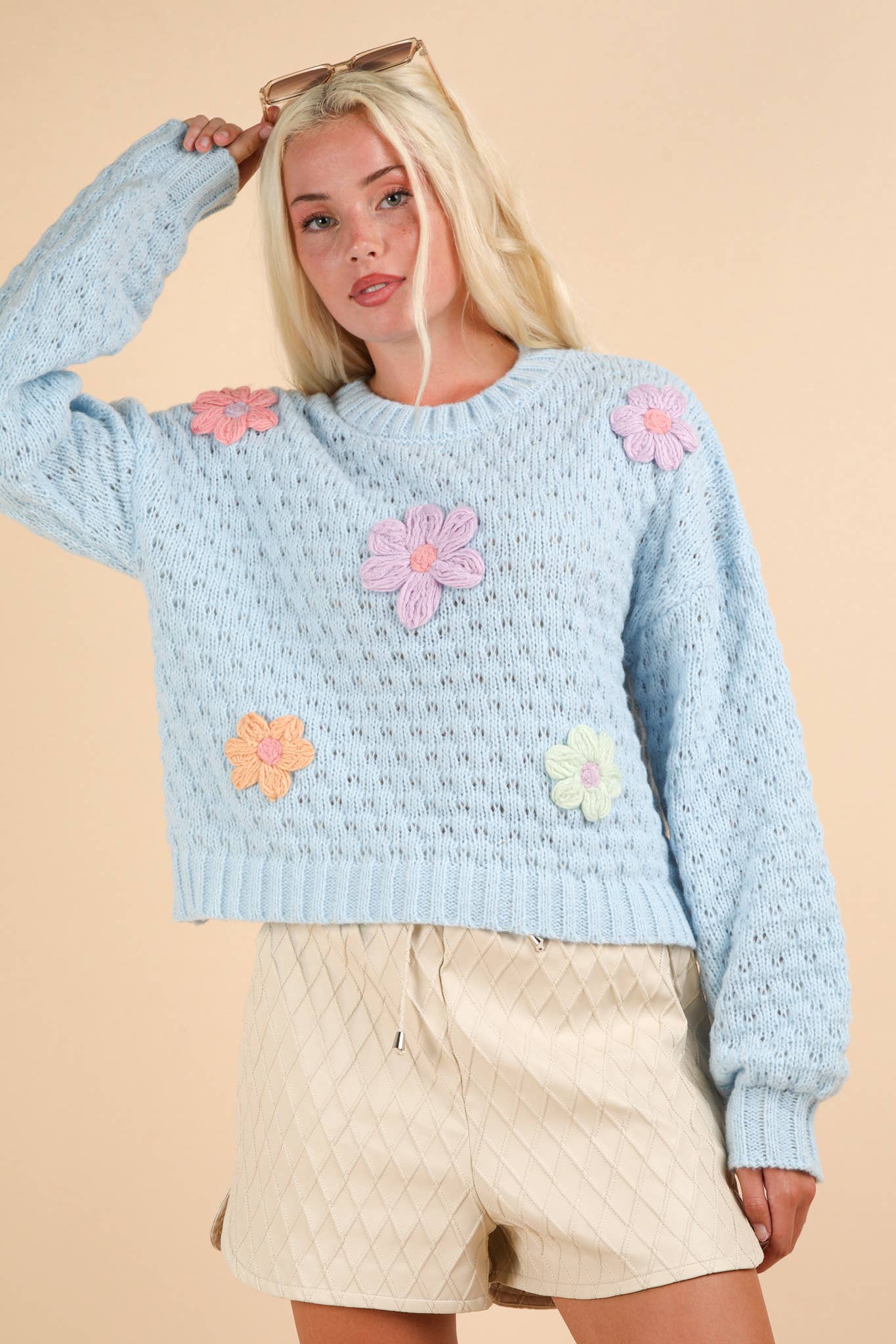12W3111N-Hand Made Flower Applique Knit Sweater Top