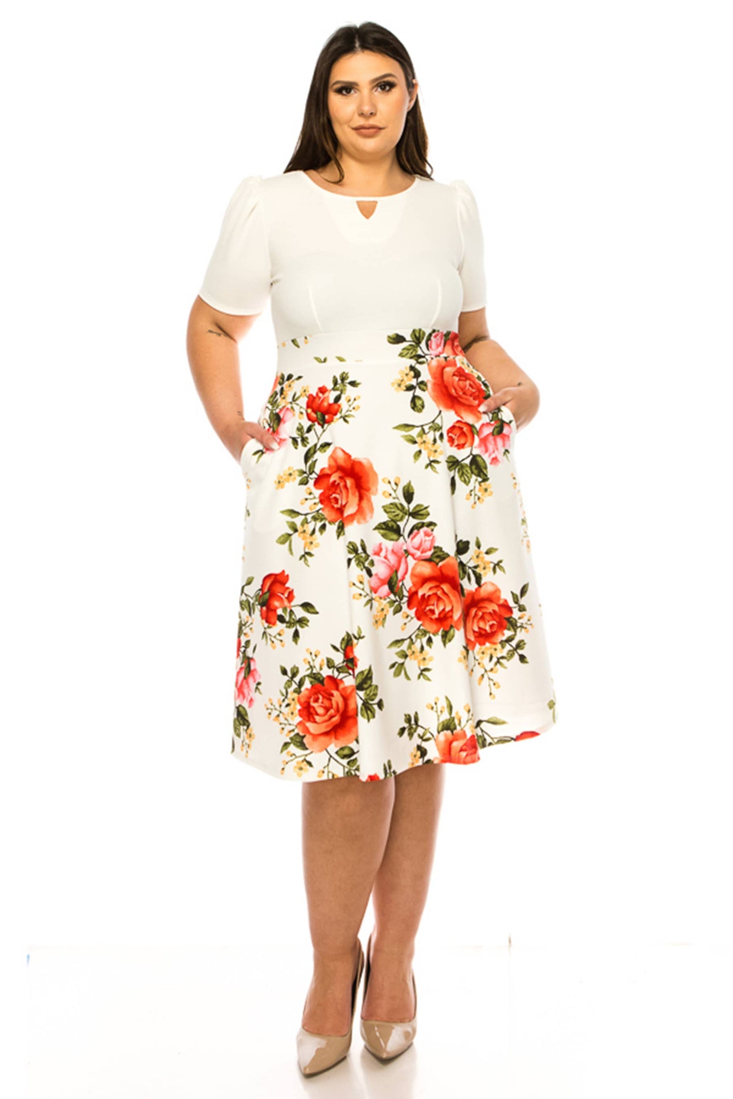 Women's Plus Size Dress with Puff Sleeves and Keyhole Front