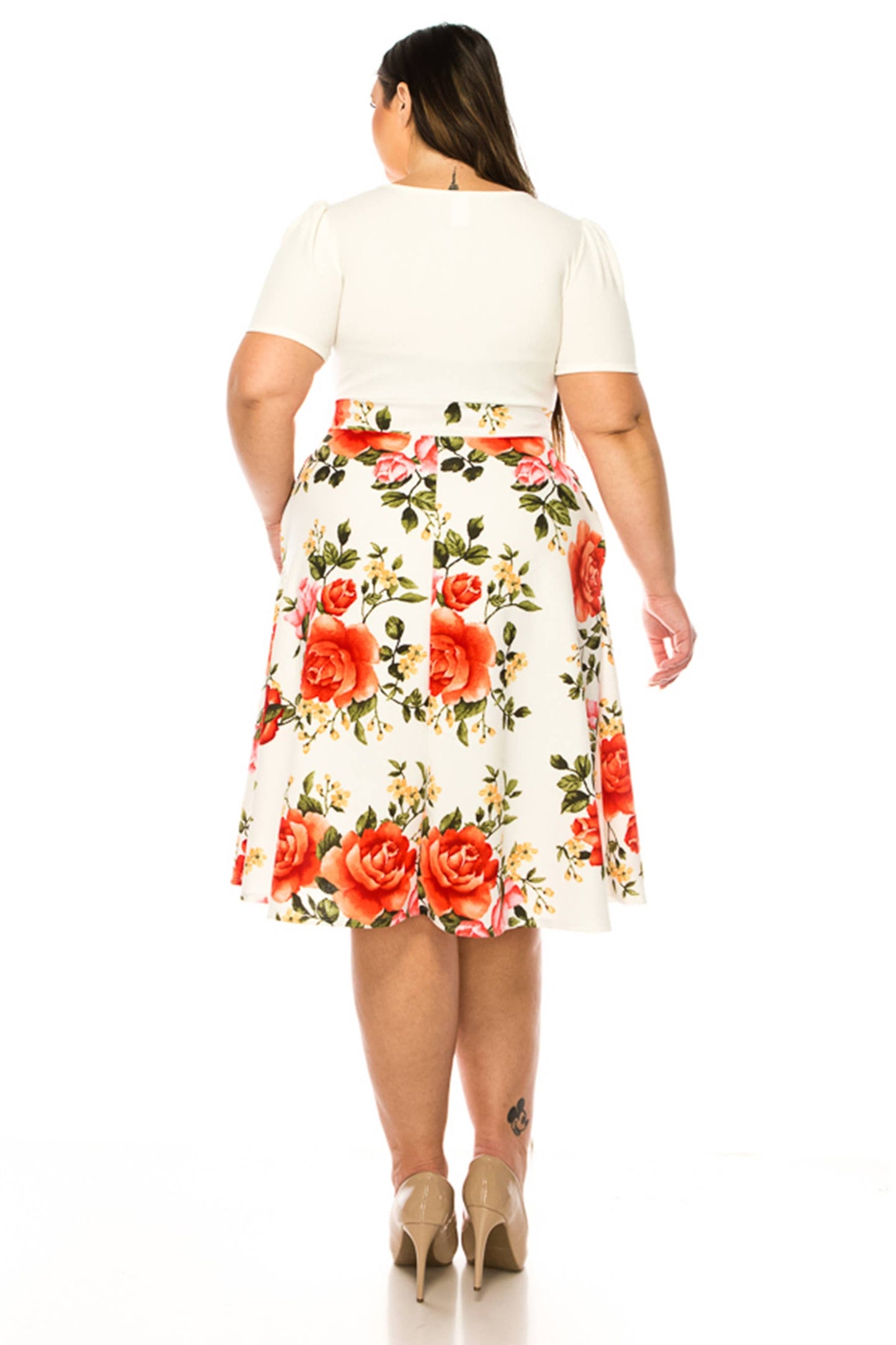 Women's Plus Size Dress with Puff Sleeves and Keyhole Front