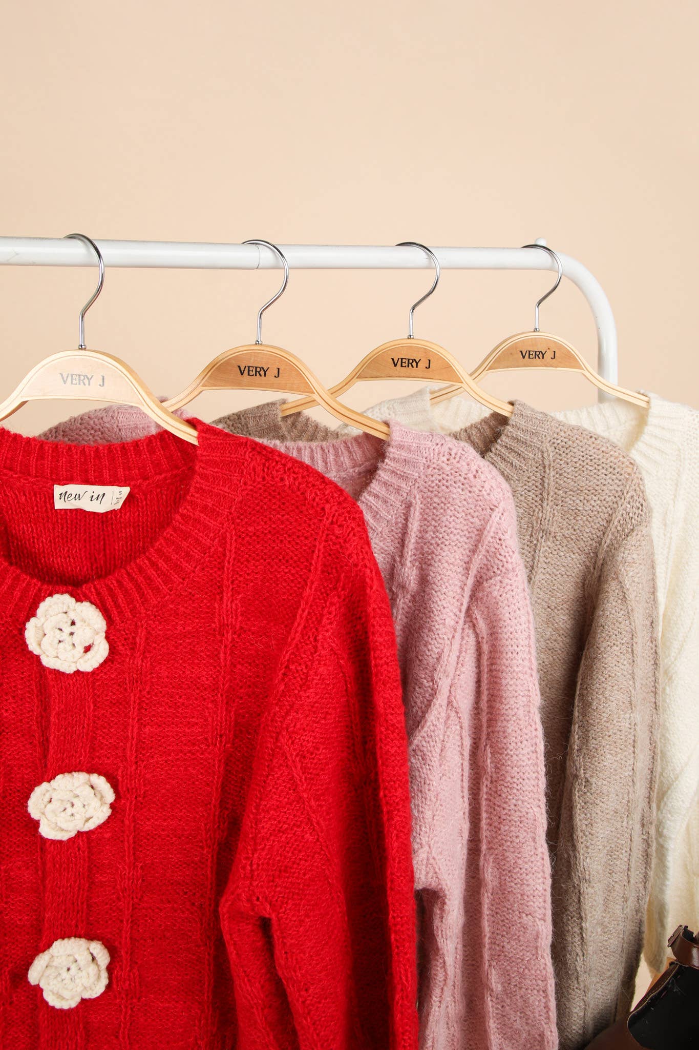12W3115N-Floral Button Crop Length Knit Sweater Cardigan