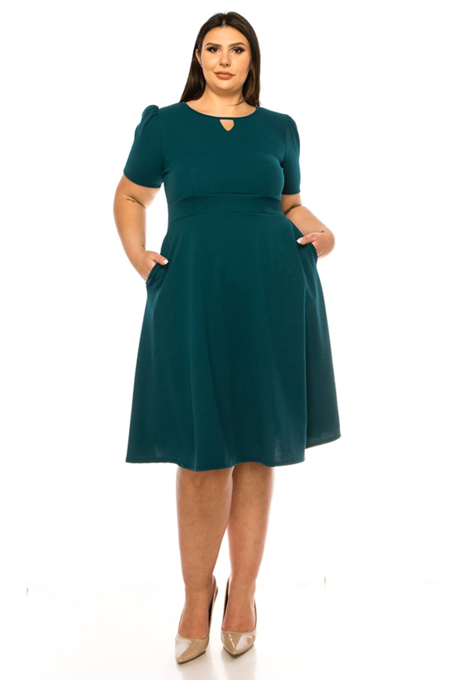 Women's Plus Size Dress with Puff Sleeves and Keyhole Front