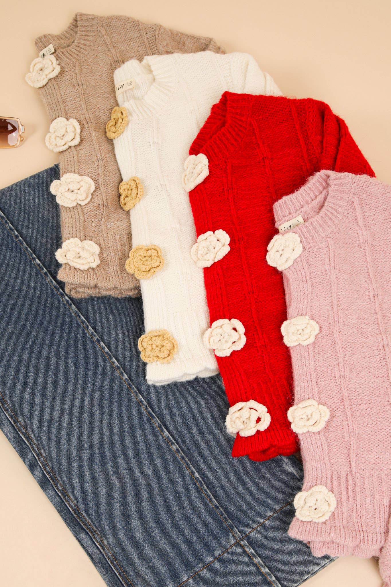 12W3115N-Floral Button Crop Length Knit Sweater Cardigan
