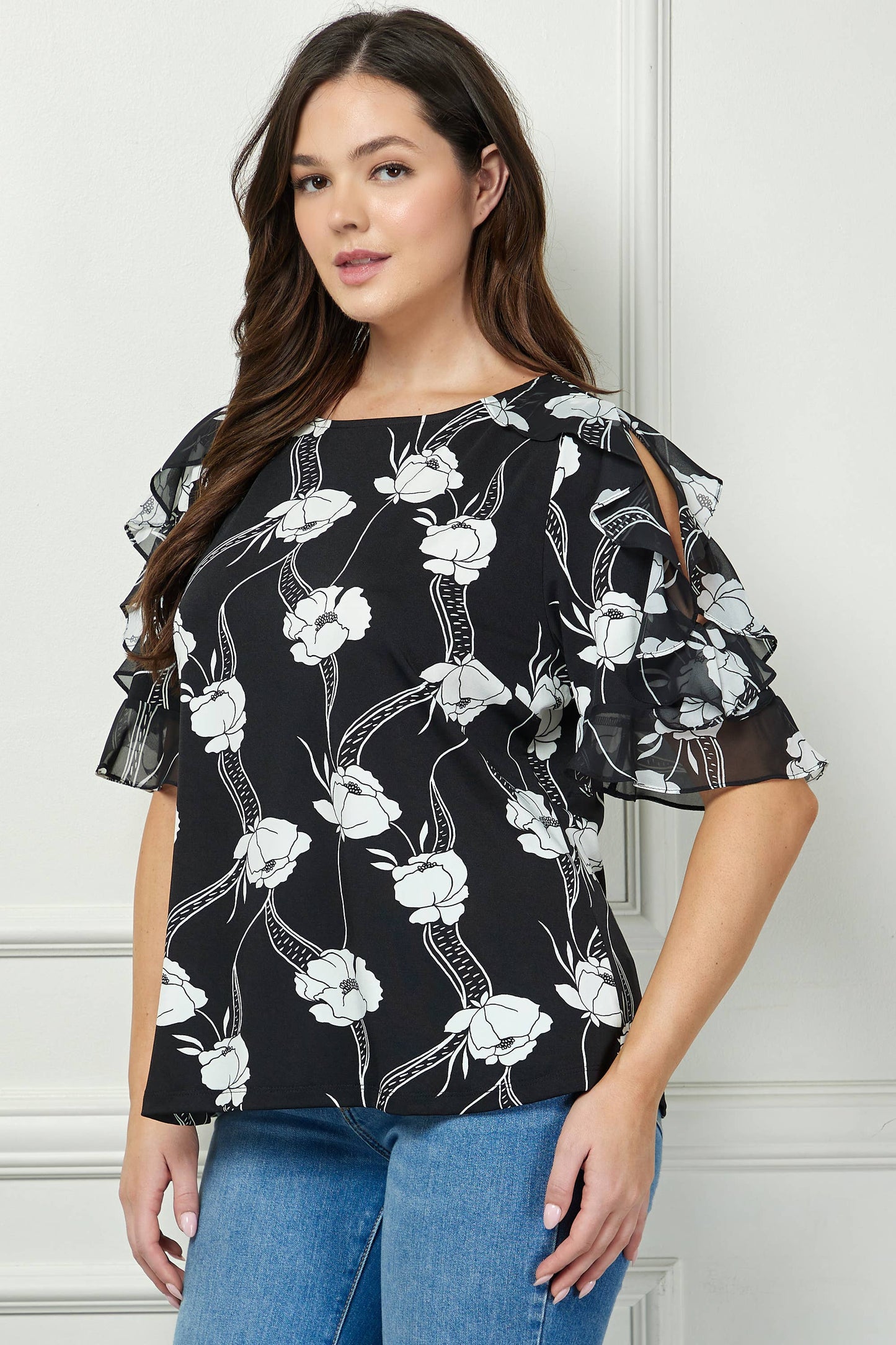 PLUS SIZE BOATNECK TOP WITH RUFFLE SLEEVES