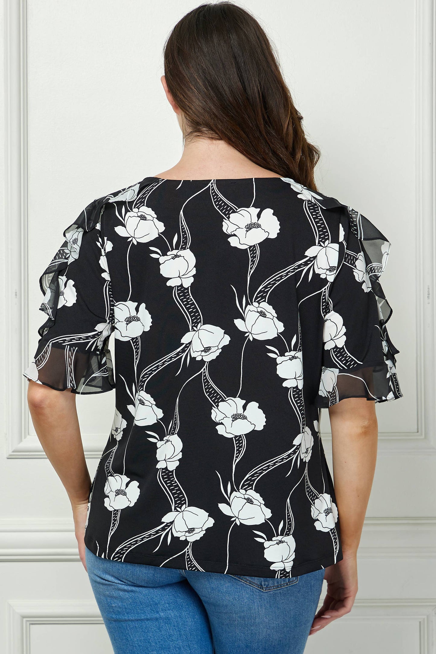 PLUS SIZE BOATNECK TOP WITH RUFFLE SLEEVES