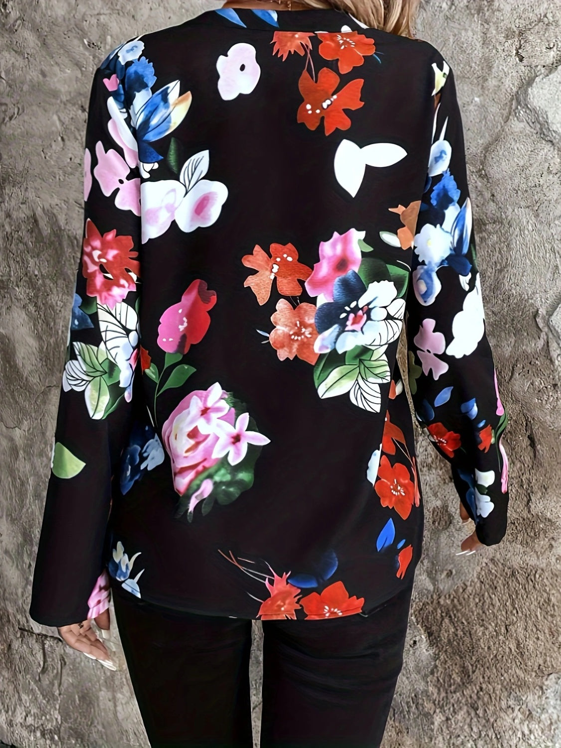 Printed Notched Long Sleeve Blouse