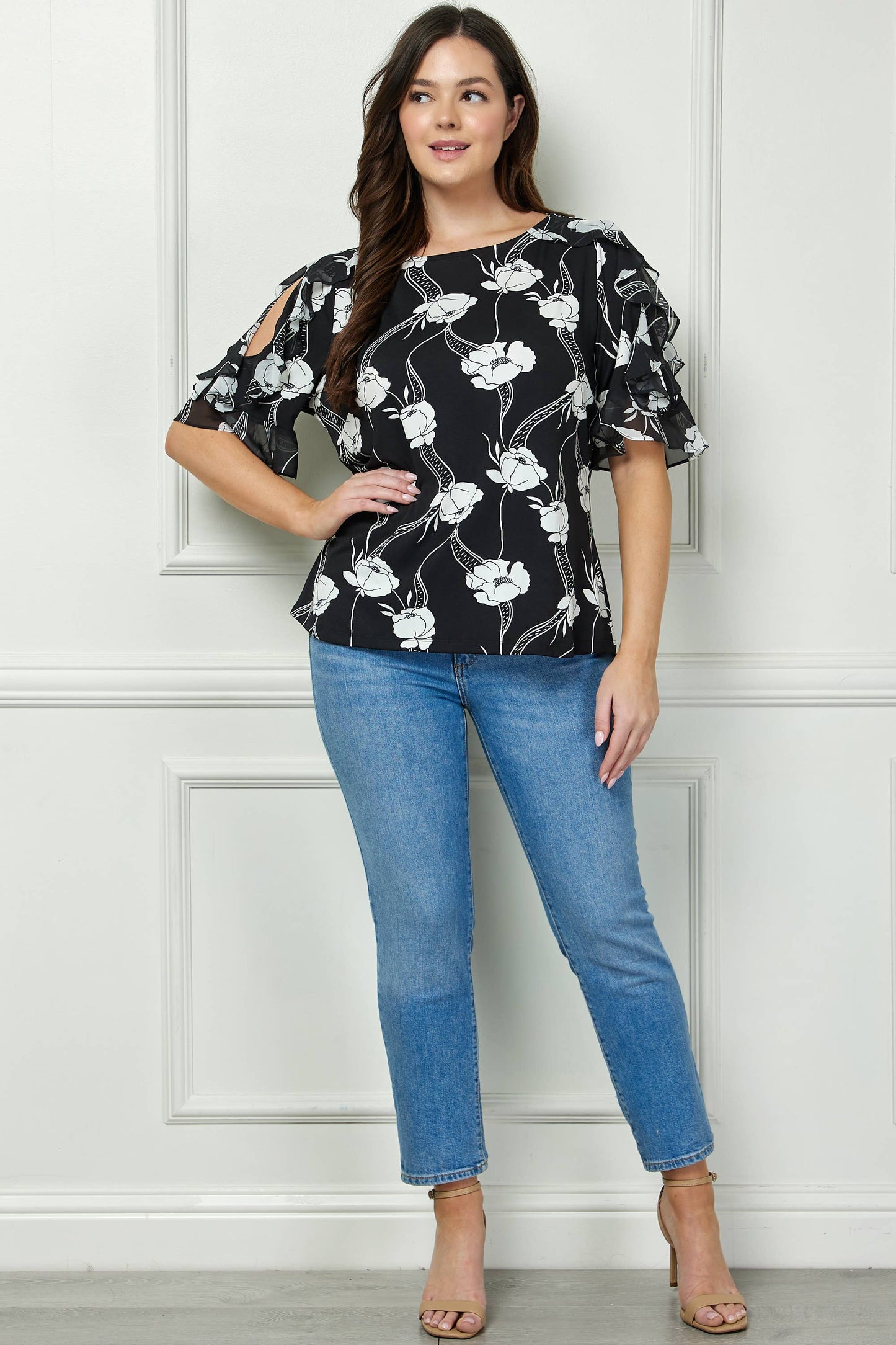 PLUS SIZE BOATNECK TOP WITH RUFFLE SLEEVES