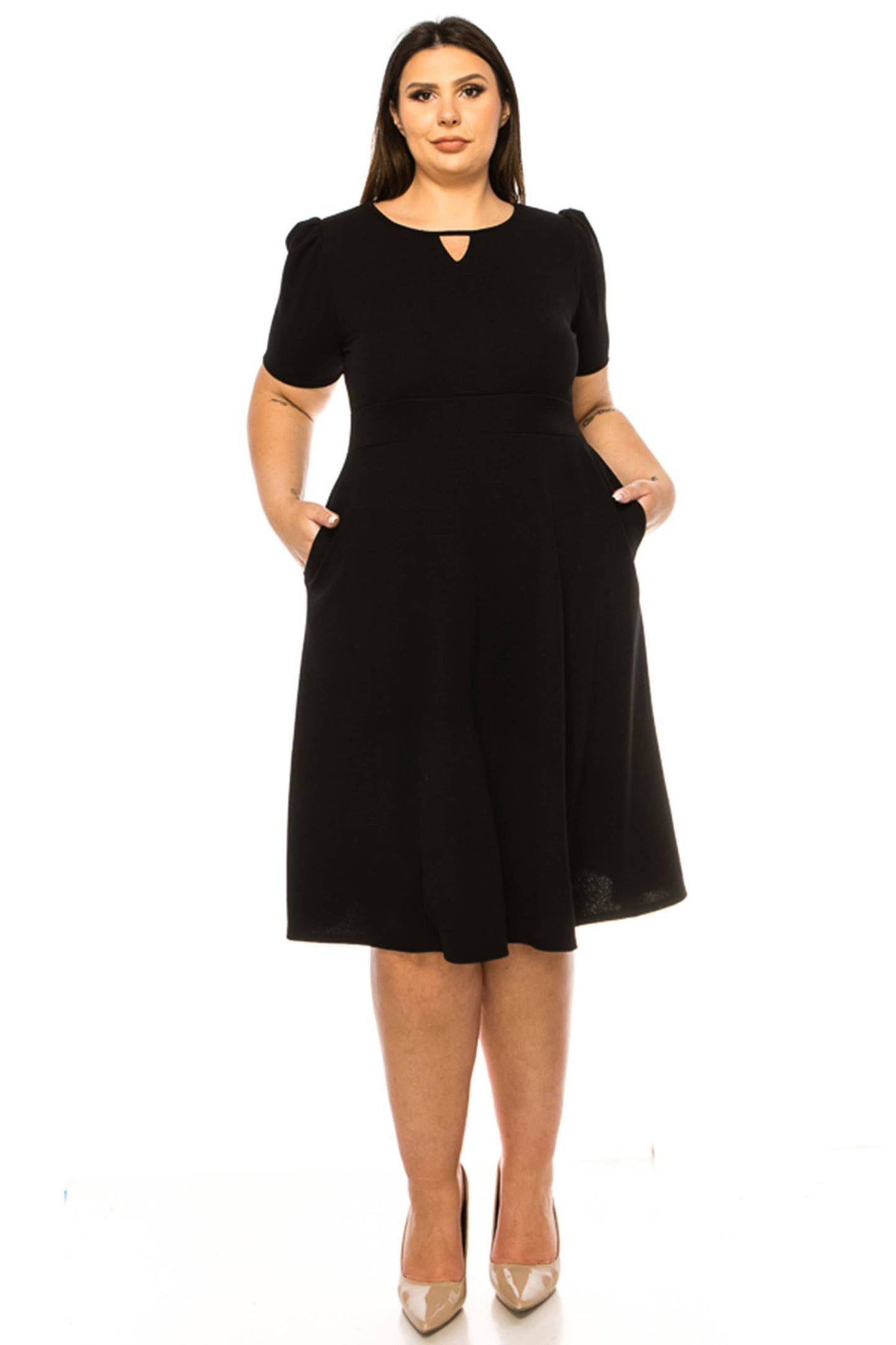 Women's Plus Size Dress with Puff Sleeves and Keyhole Front