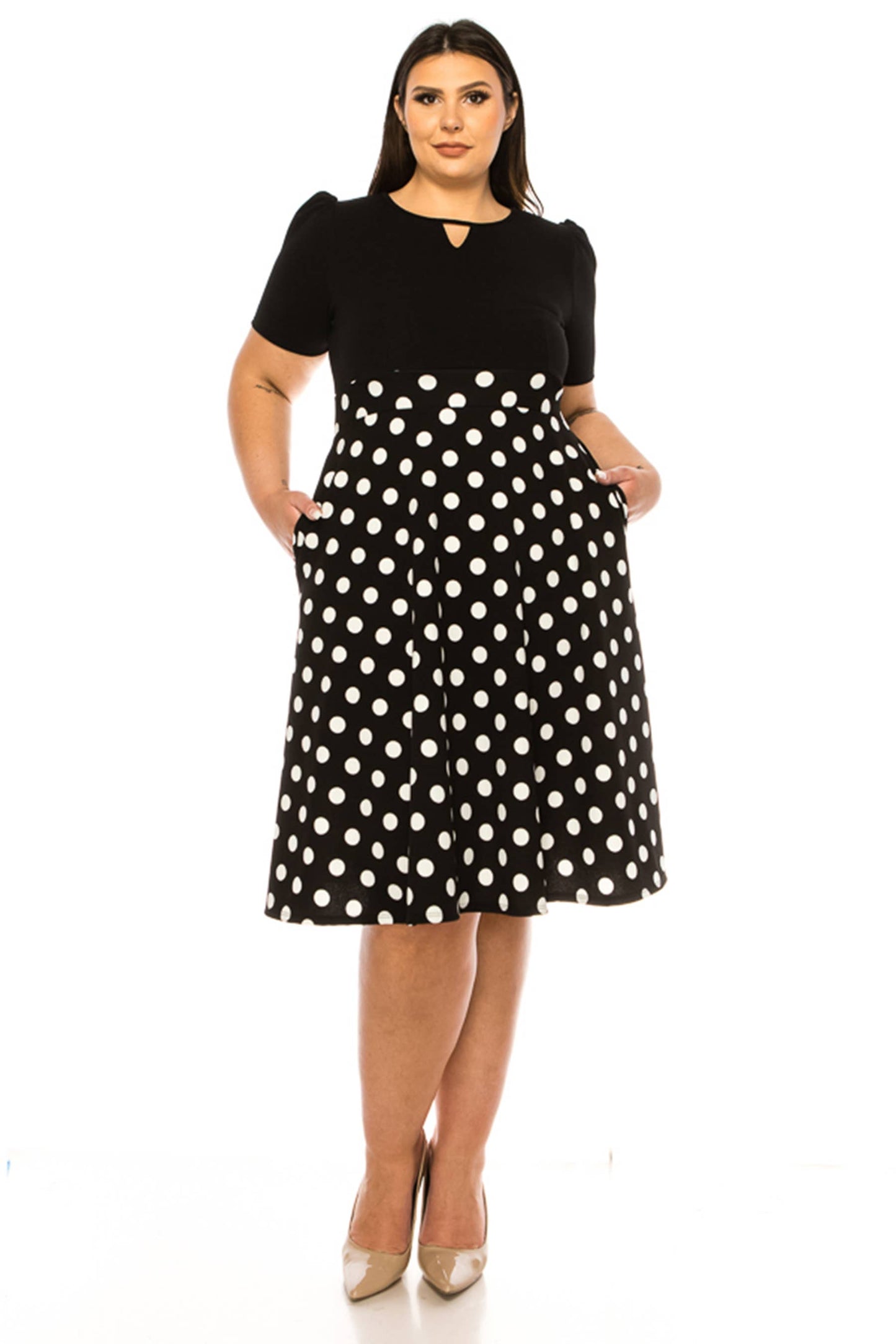 Women's Plus Size Dress with Puff Sleeves and Keyhole Front