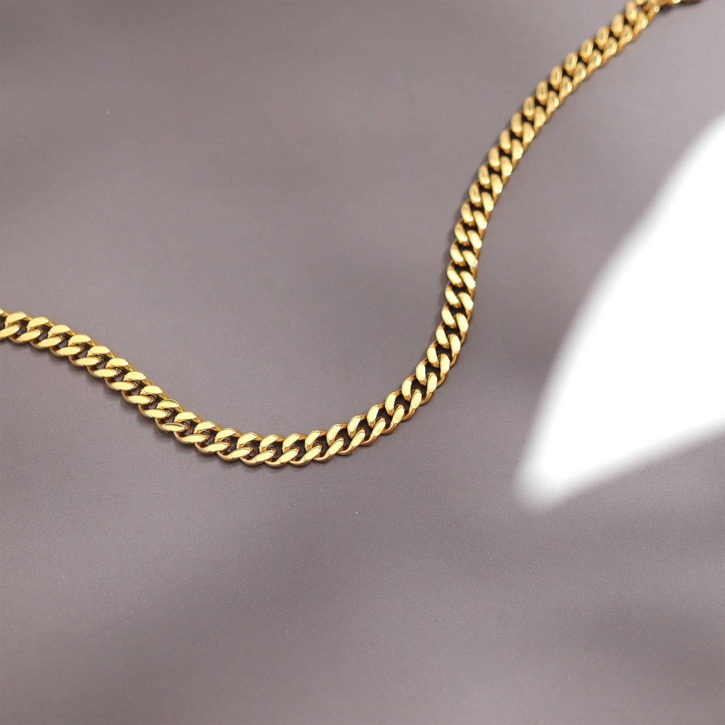 Stainless Steel 18K Gold PVD Coated Diamond Cut Curb Chain Bracelet